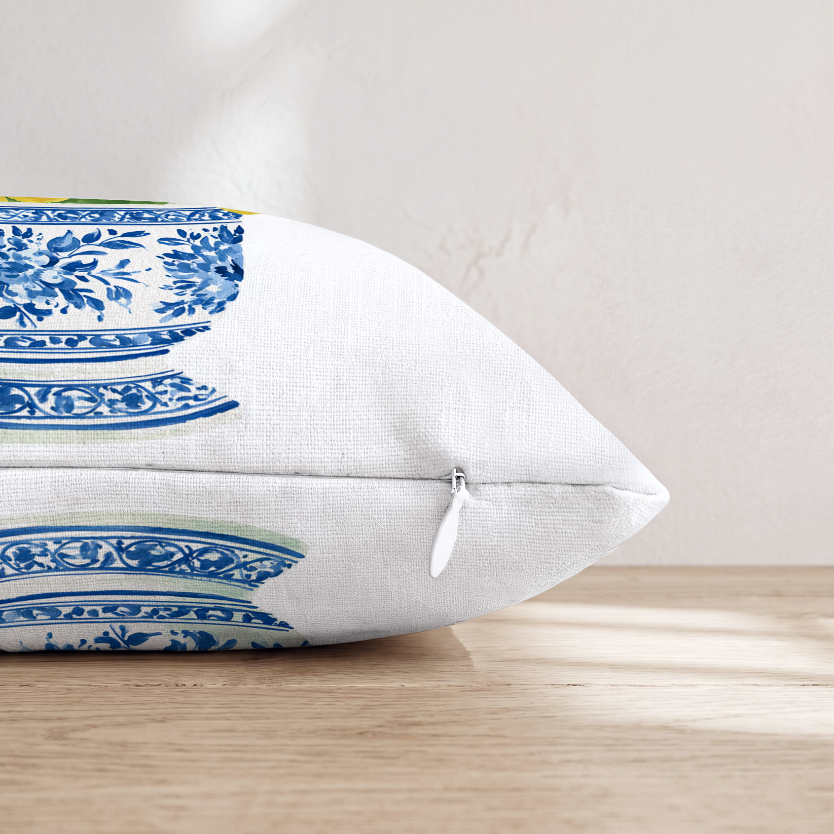 HH712080 HH712080_pillow_edge_zipper.png