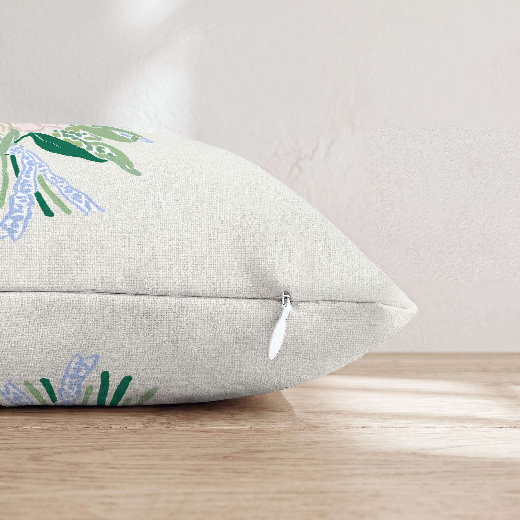 HH717821 HH717821_pillow_edge_zipper.png