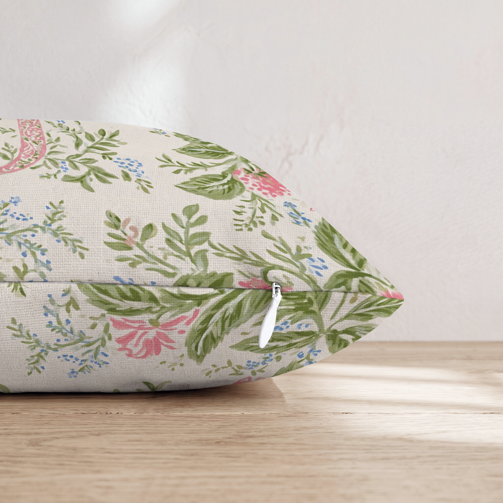 HH718908 HH718908_pillow_edge_zipper.png