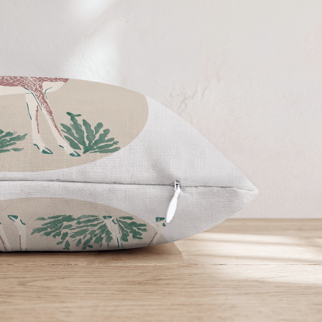 HH720558 HH720558_pillow_edge_zipper.png