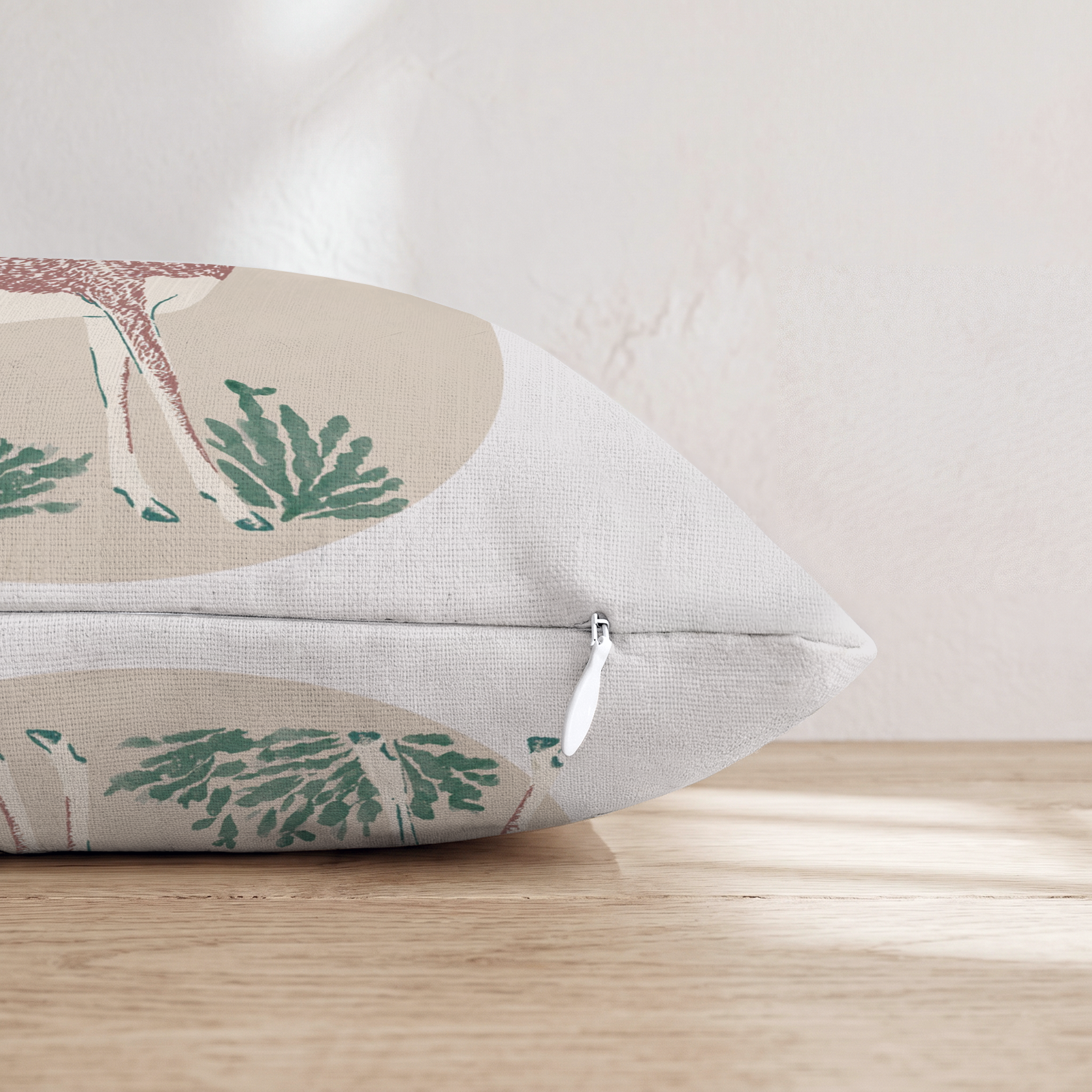 HH720558 HH720558_pillow_edge_zipper.png