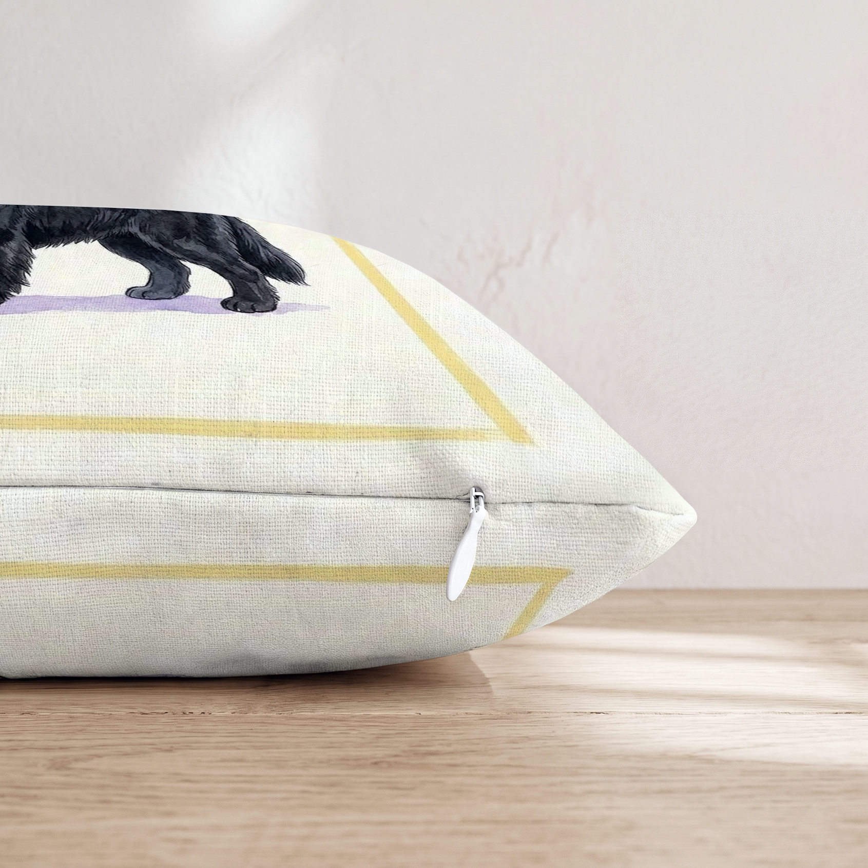 HH721912 HH721912_pillow_edge_zipper.png