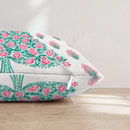 HH722368 HH722368_pillow_edge_zipper.png