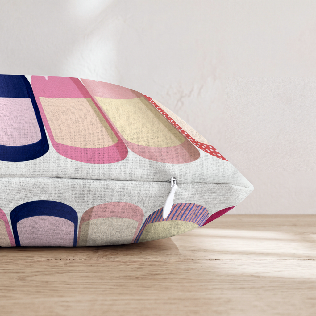 HH723843 HH723843_pillow_edge_zipper.png