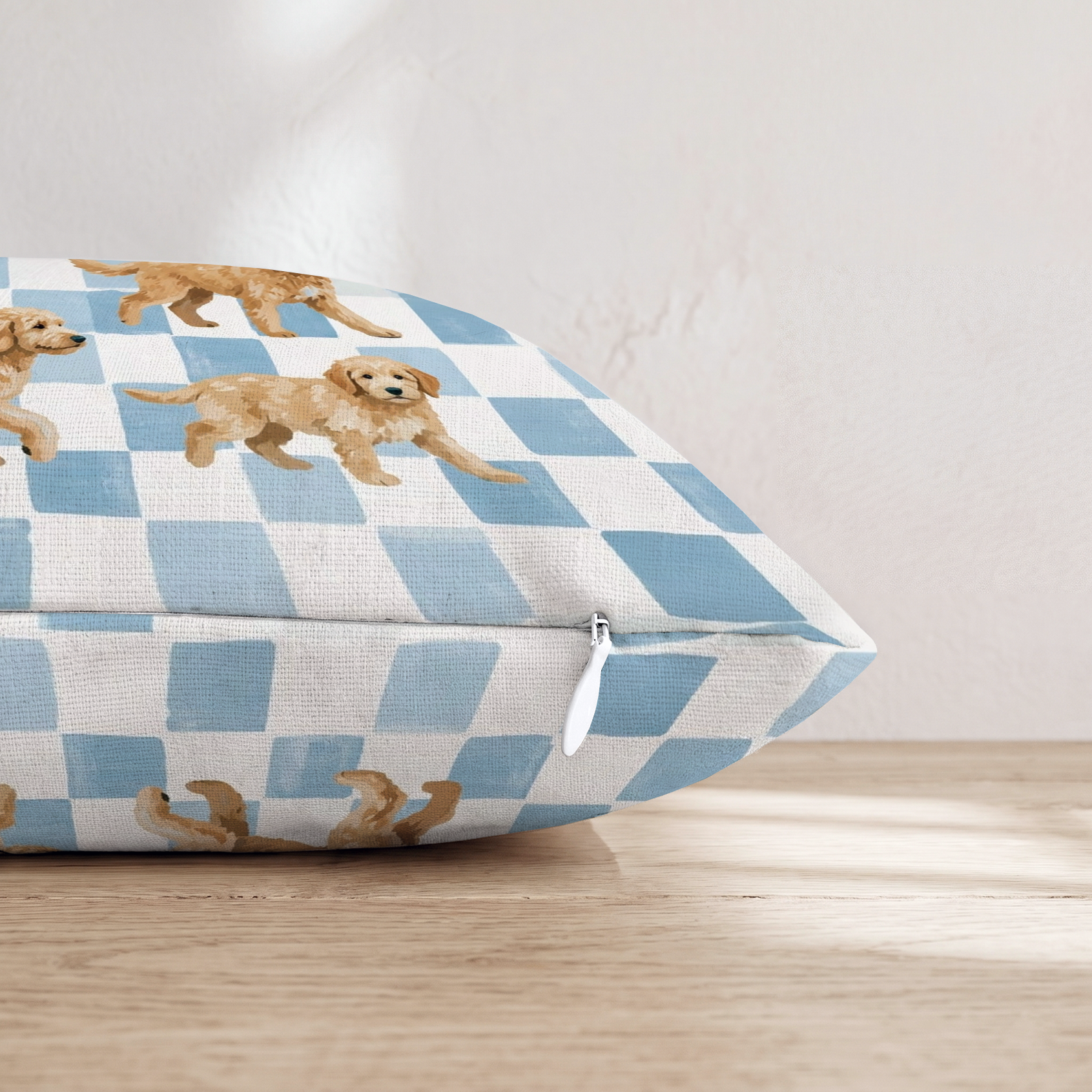 HH727749 HH727749_pillow_edge_zipper.png