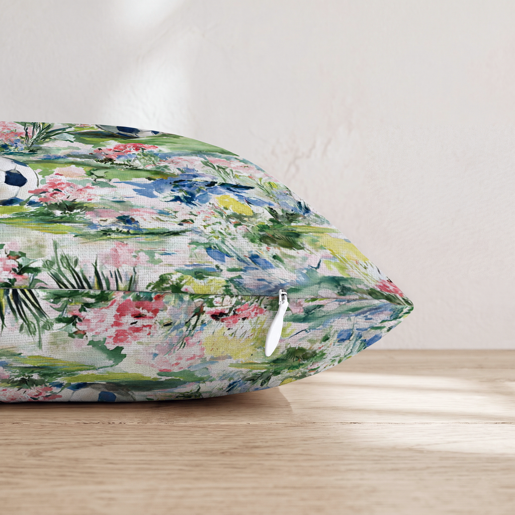 HH728575 HH728575_pillow_edge_zipper.png