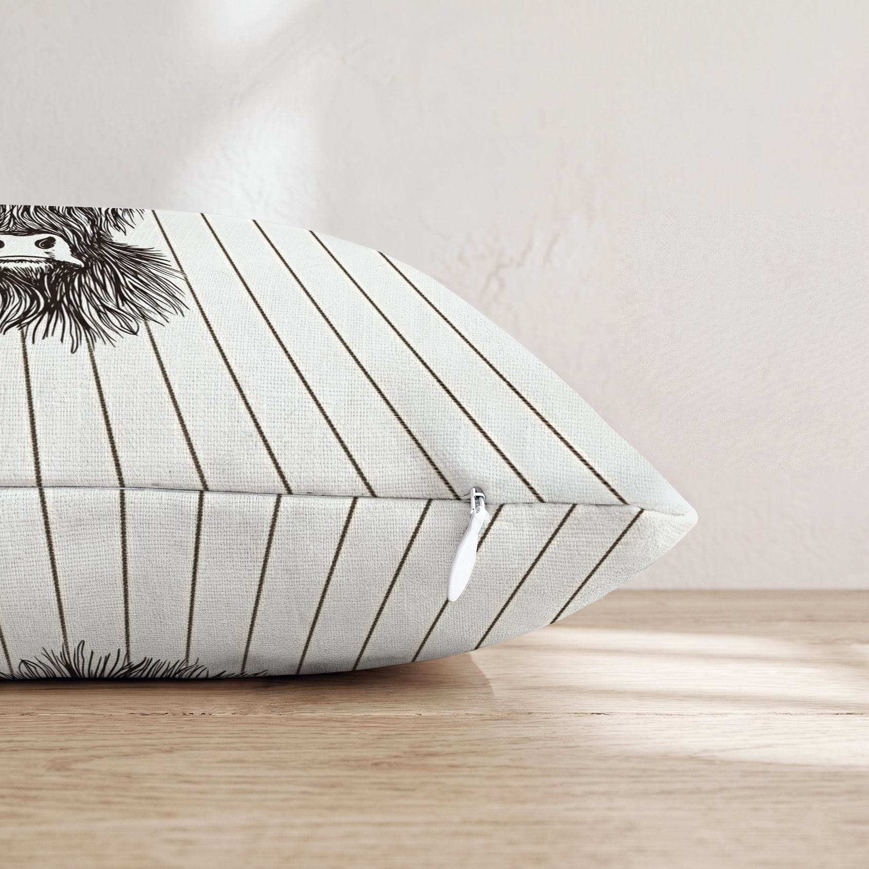 HH730861 HH730861_pillow_edge_zipper.png