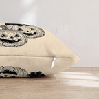 HH735688 HH735688_pillow_edge_zipper.png