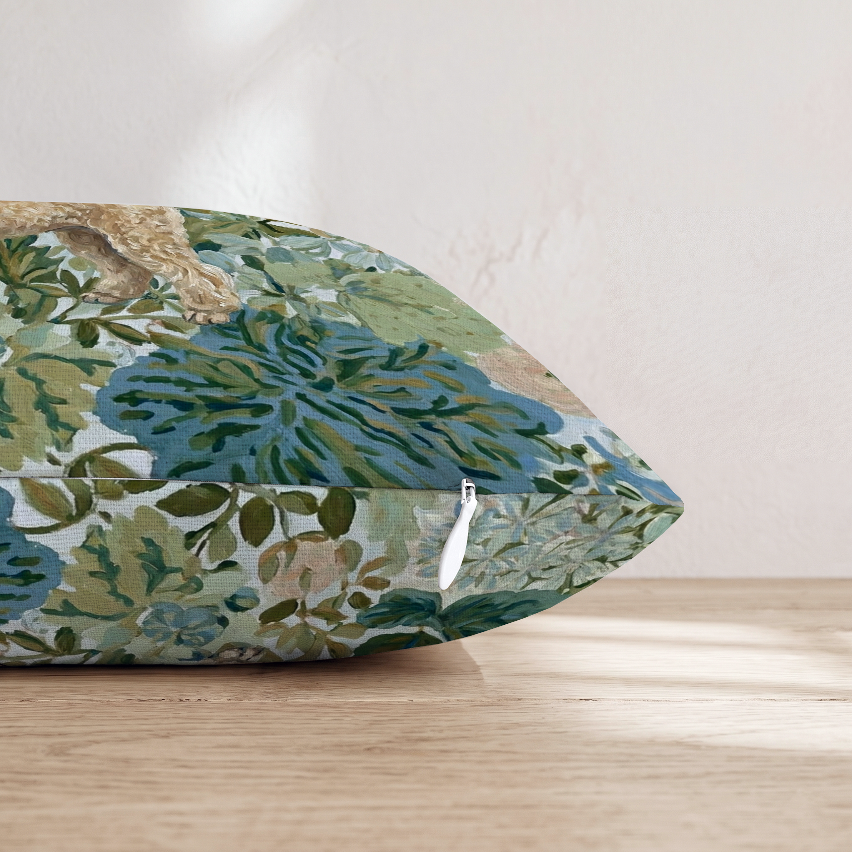 HH759822 HH759822_pillow_edge_zipper.png