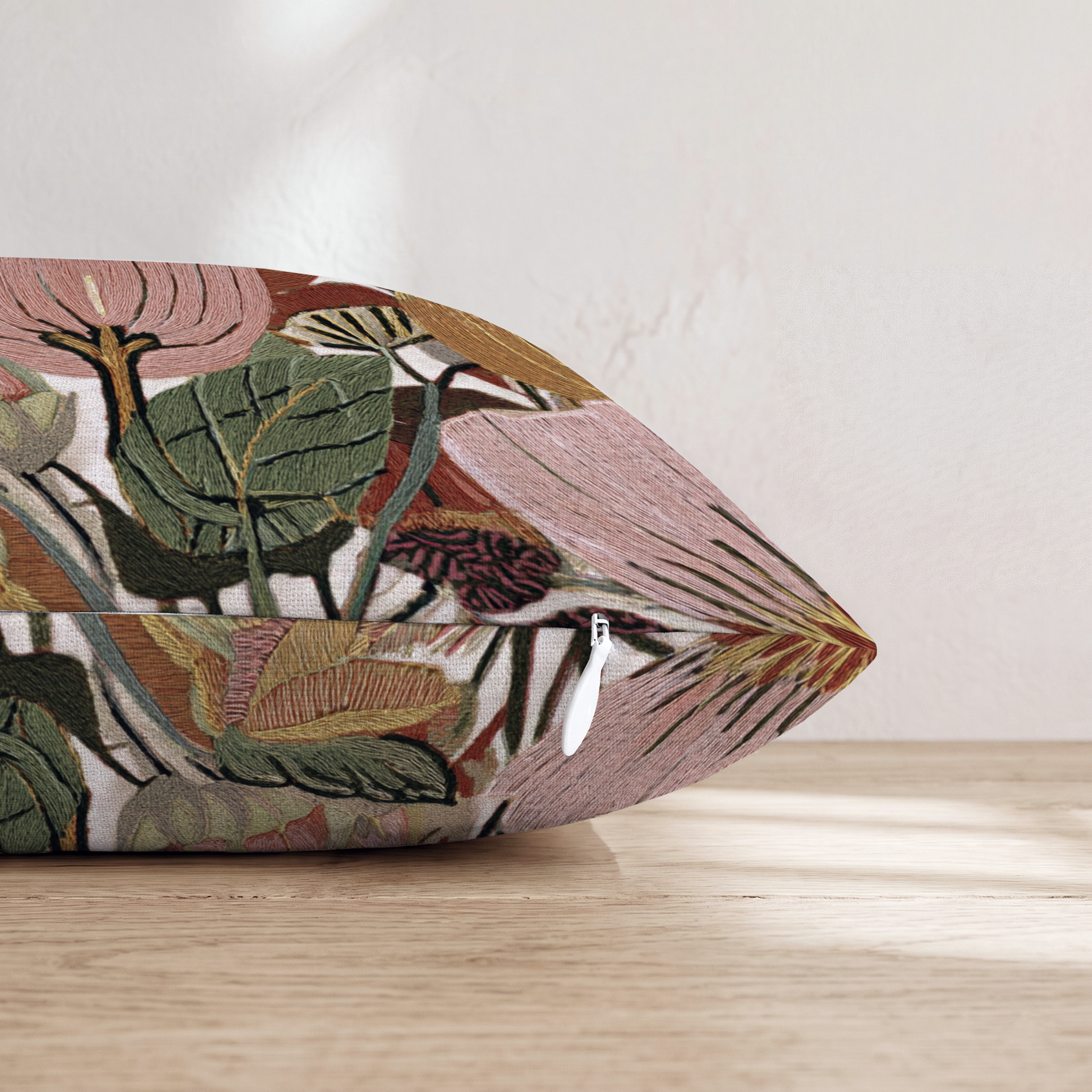 HH760744 HH760744_pillow_edge_zipper.png