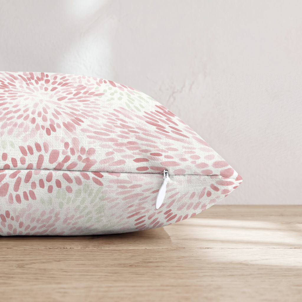 HH771251 HH771251_pillow_edge_zipper.png