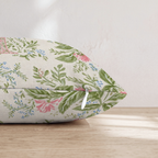 HH771359 HH771359_pillow_edge_zipper.png