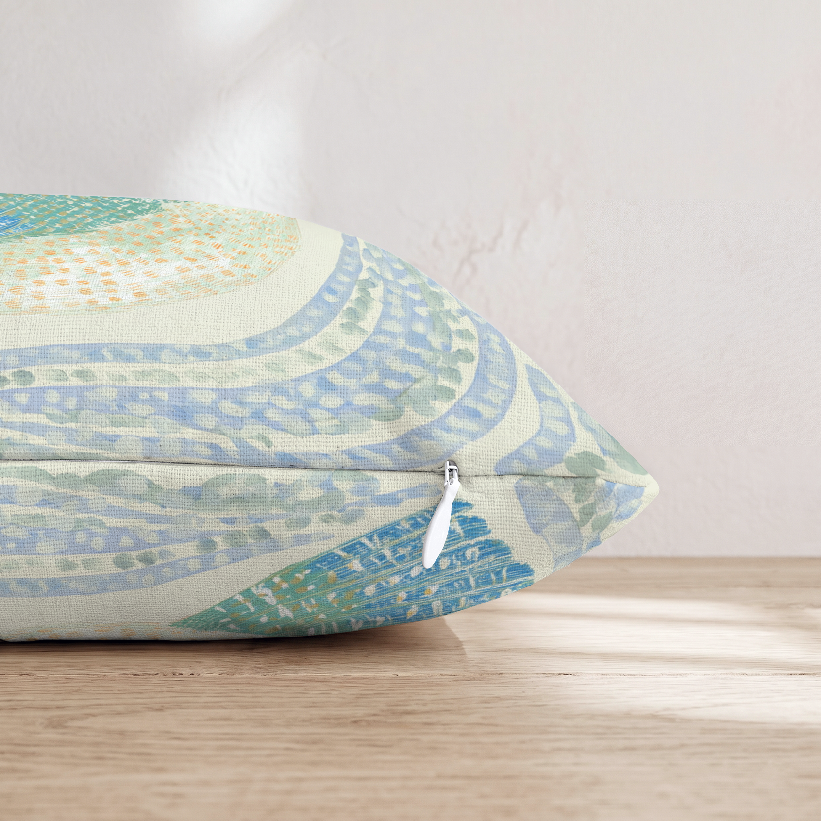 HH775360 HH775360_pillow_edge_zipper.png