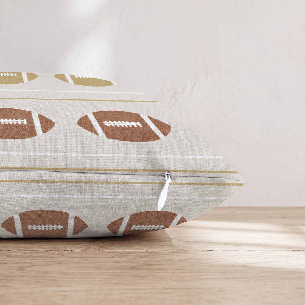 HH779457 HH779457_pillow_edge_zipper.png