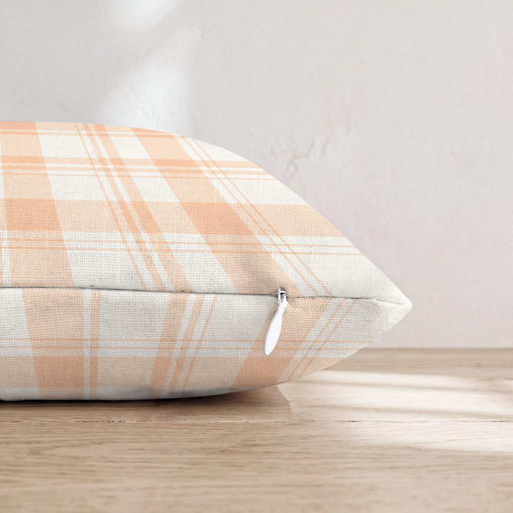 HH782450 HH782450_pillow_edge_zipper.png