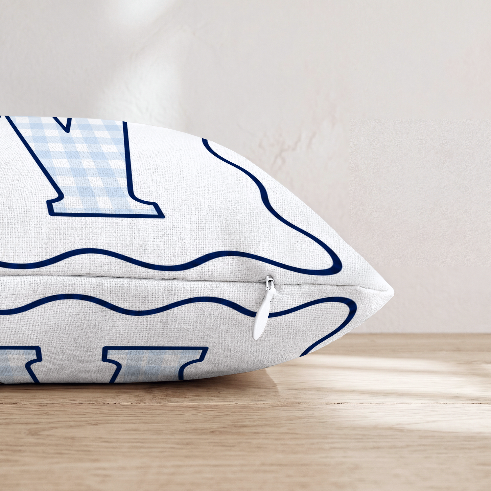 HH783862 HH783862_pillow_edge_zipper.png