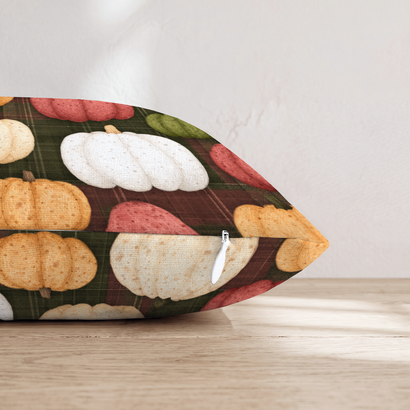 HH783902 HH783902_pillow_edge_zipper.png
