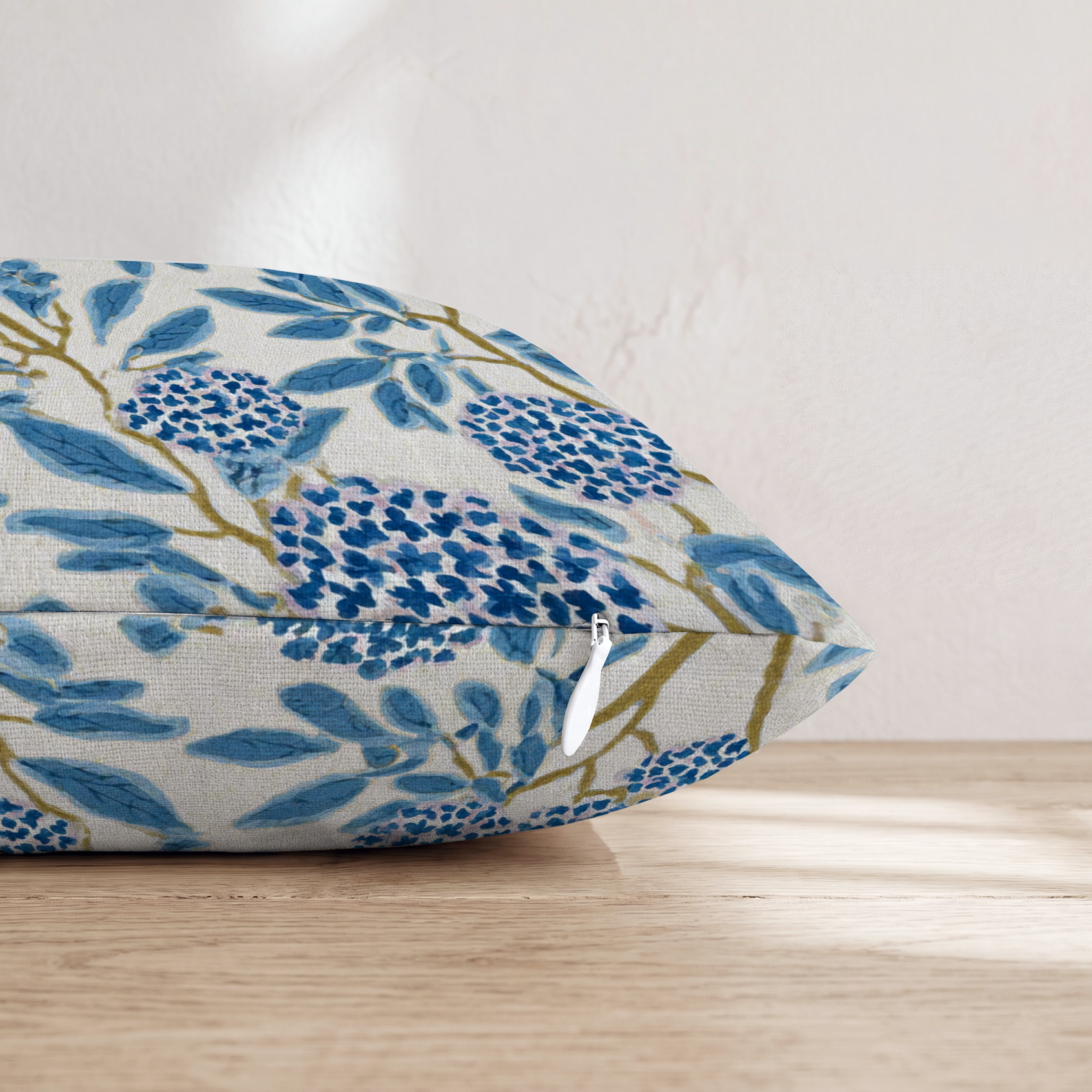 HH787816 HH787816_pillow_edge_zipper.png