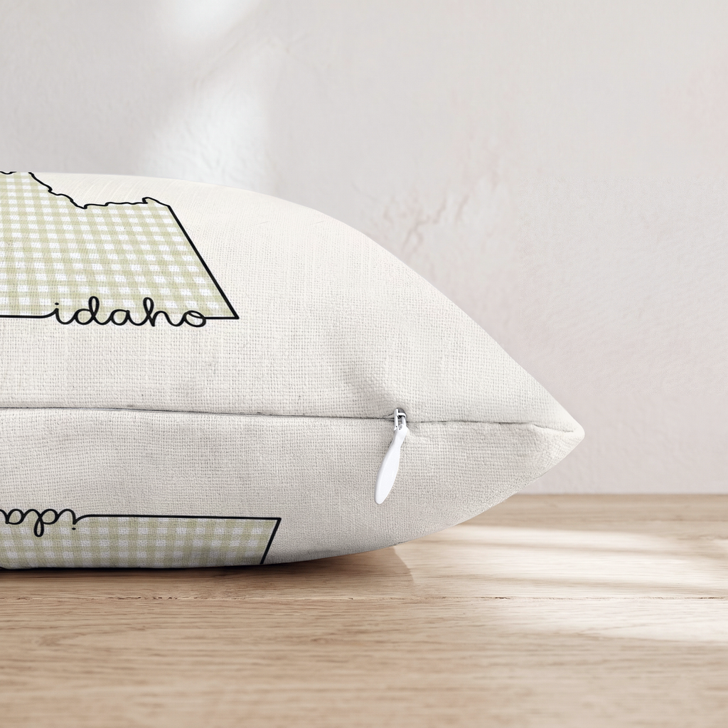 HH788681 HH788681_pillow_edge_zipper.png