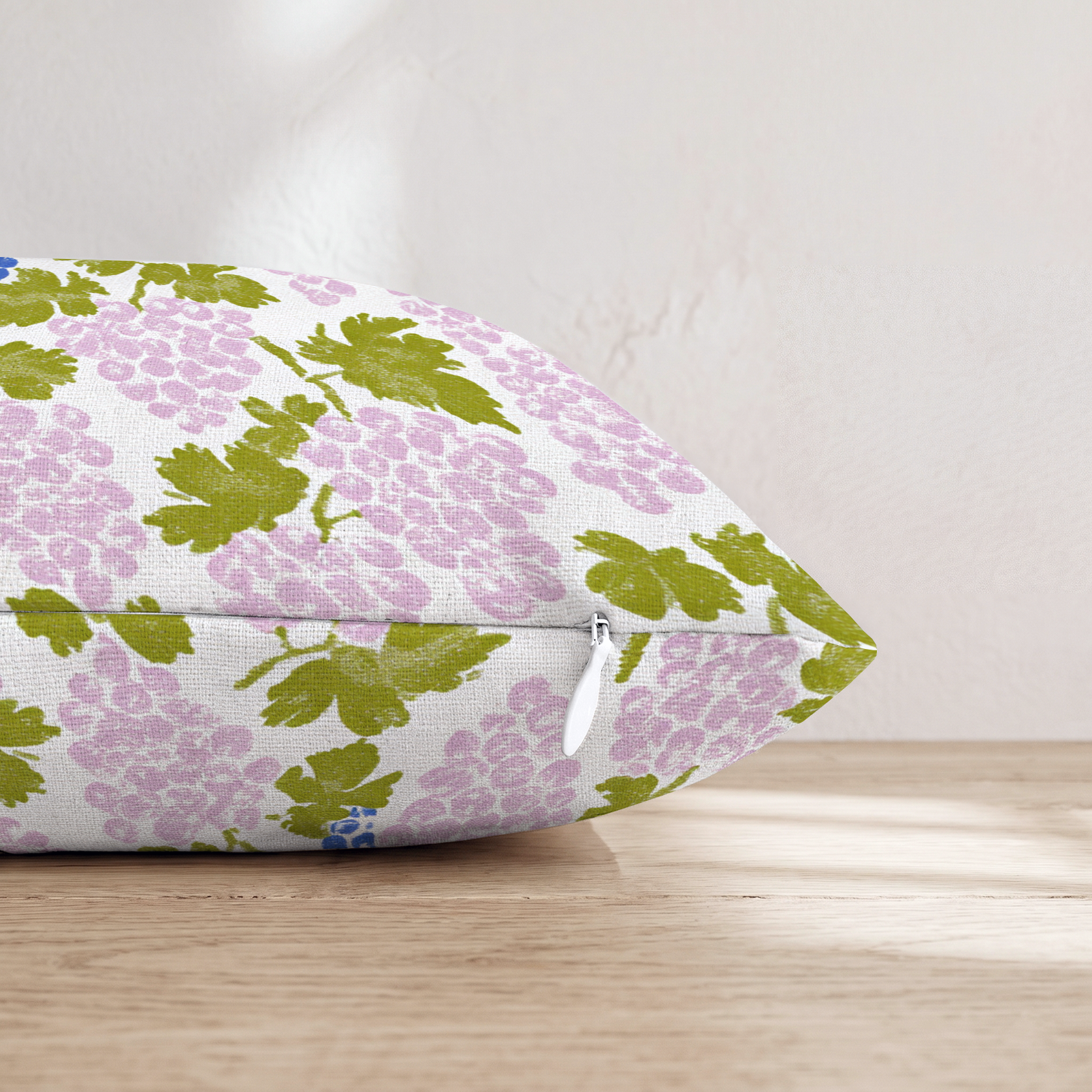 HH789612 HH789612_pillow_edge_zipper.png