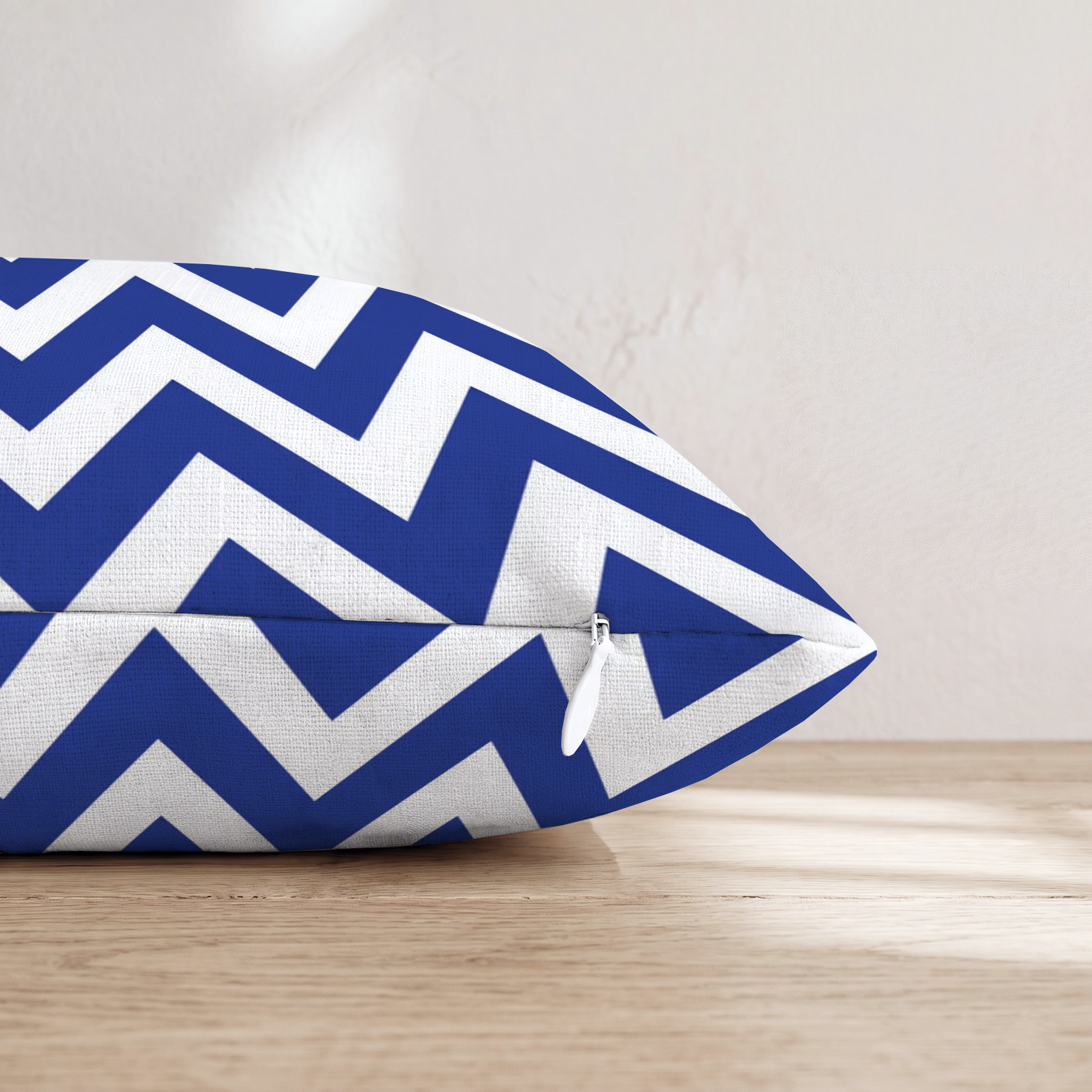 HH789932 HH789932_pillow_edge_zipper.png