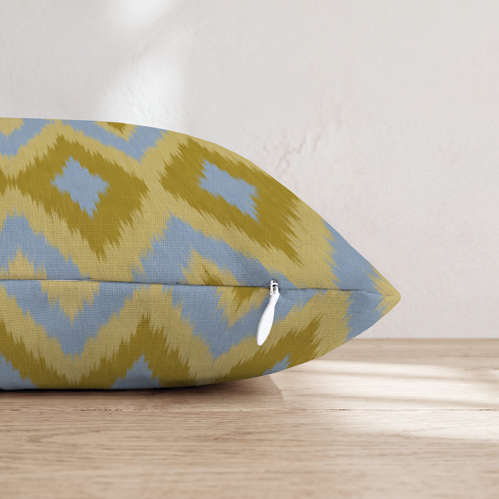 HH791155 HH791155_pillow_edge_zipper.png