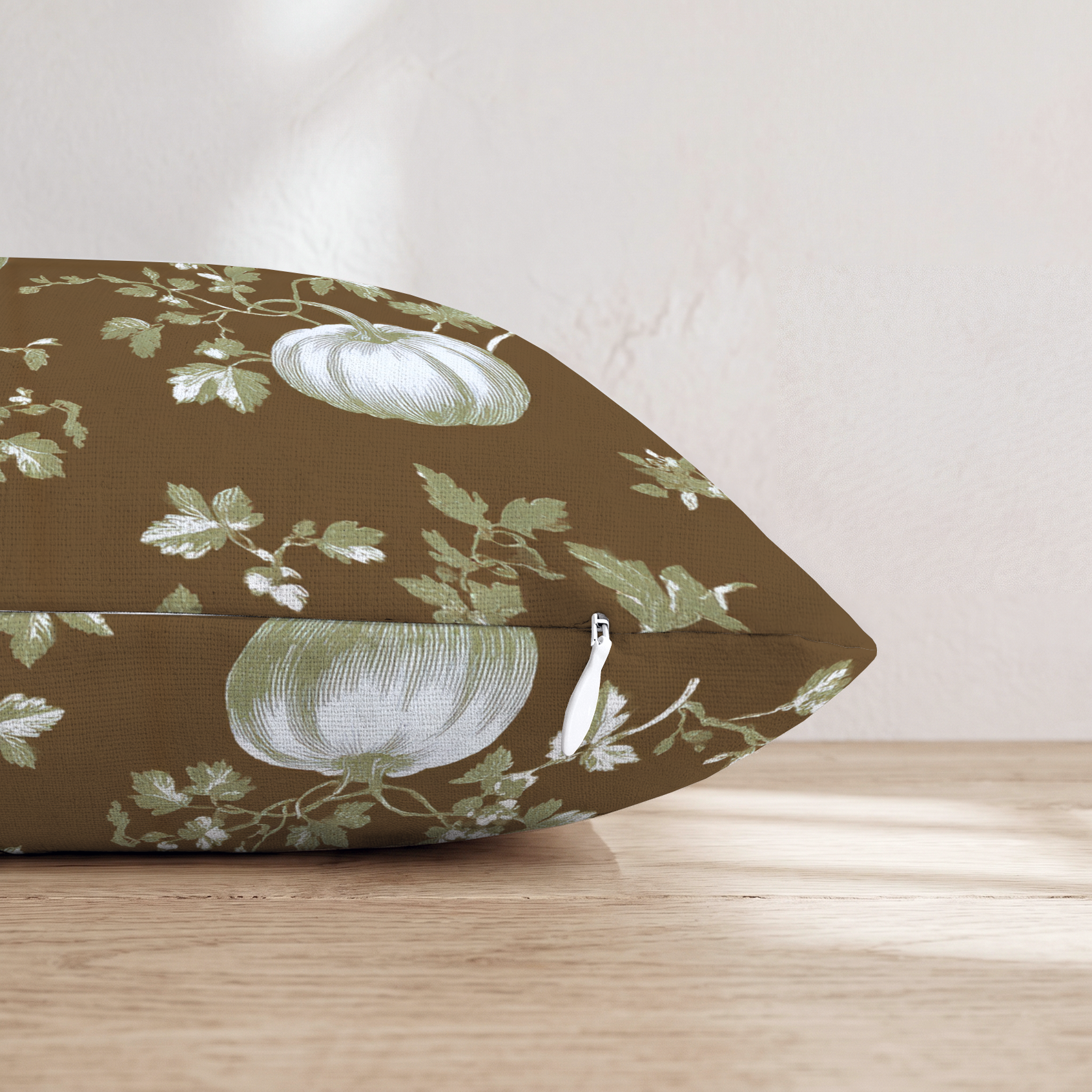 HH791908 HH791908_pillow_edge_zipper.png