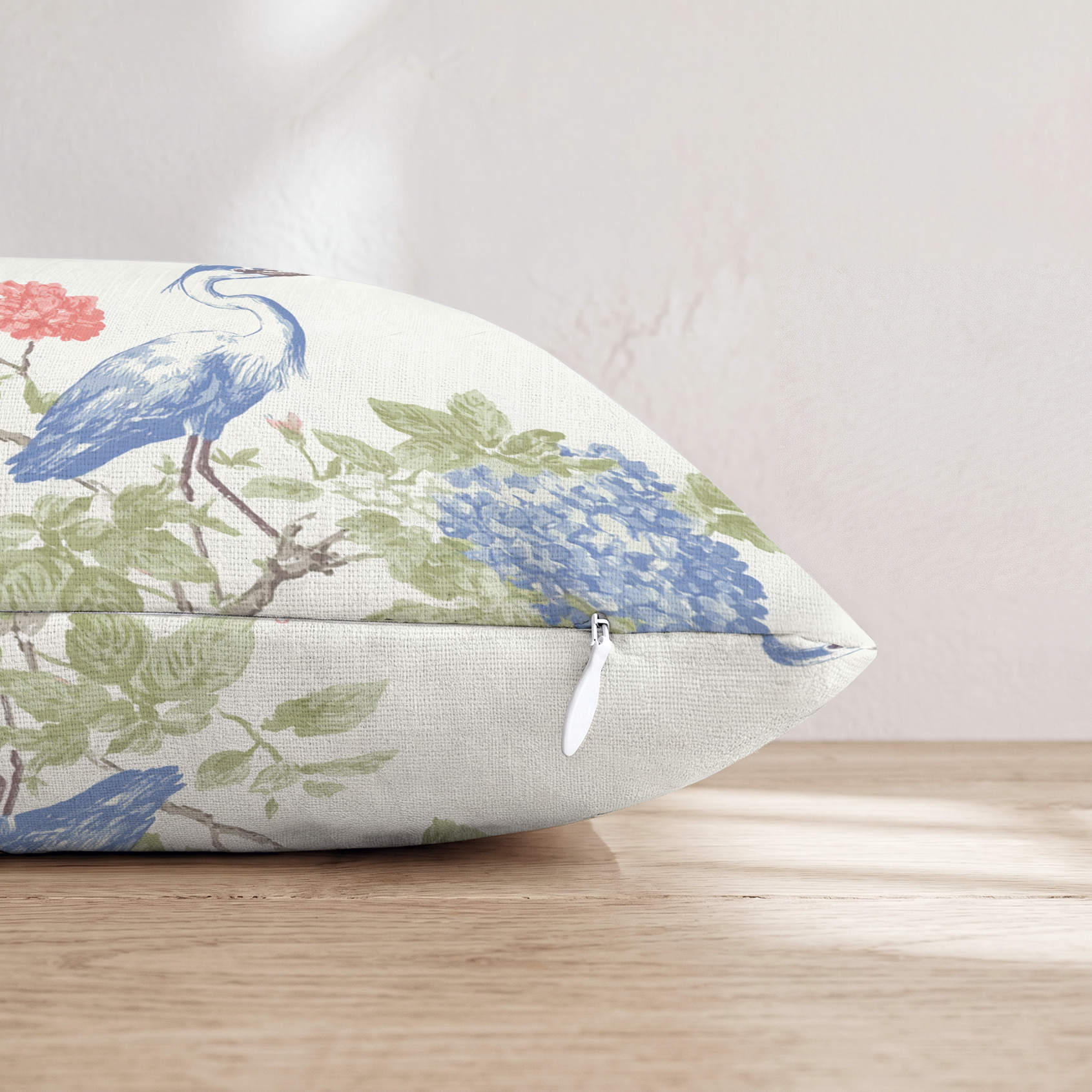 HH795829 HH795829_pillow_edge_zipper.png