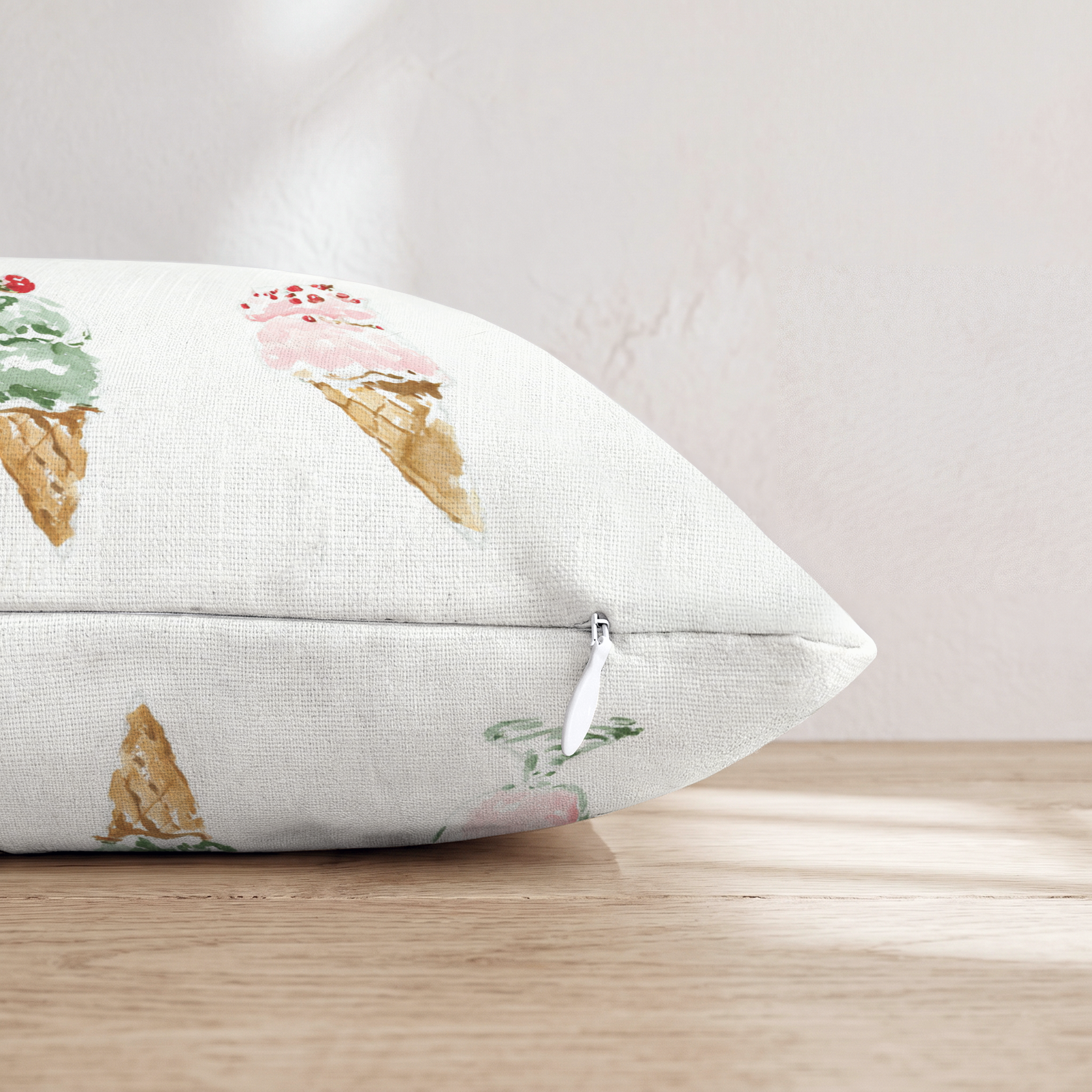 HH797089 HH797089_pillow_edge_zipper.png