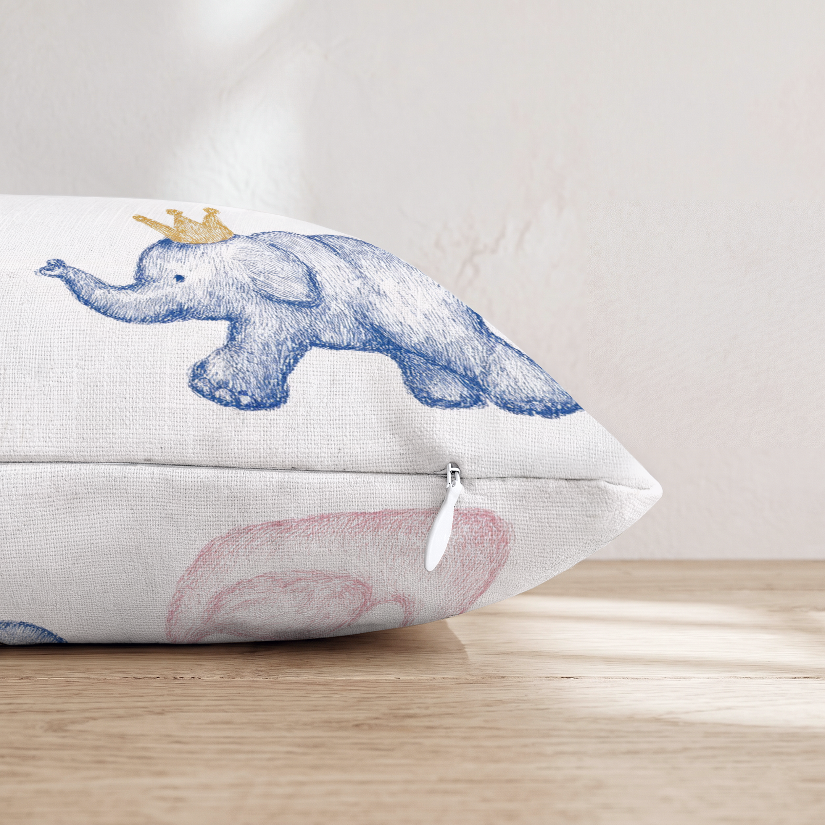 HH802054 HH802054_pillow_edge_zipper.png