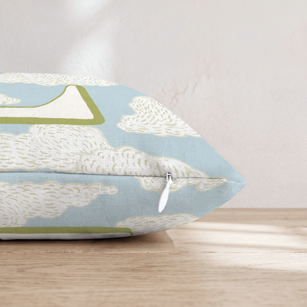 HH802349 HH802349_pillow_edge_zipper.png