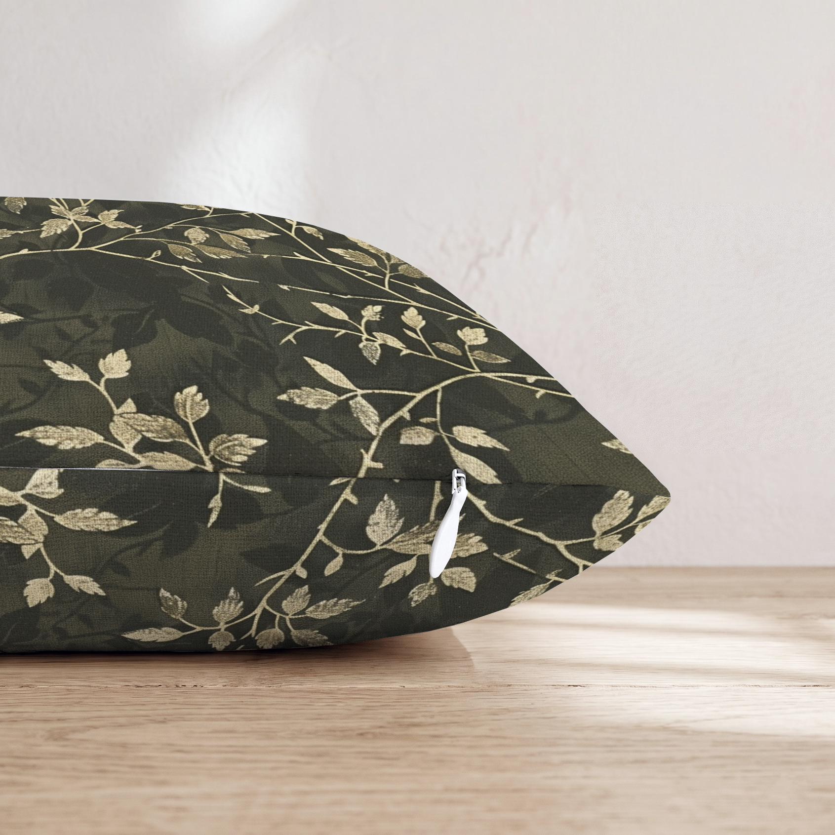HH804682 HH804682_pillow_edge_zipper.png