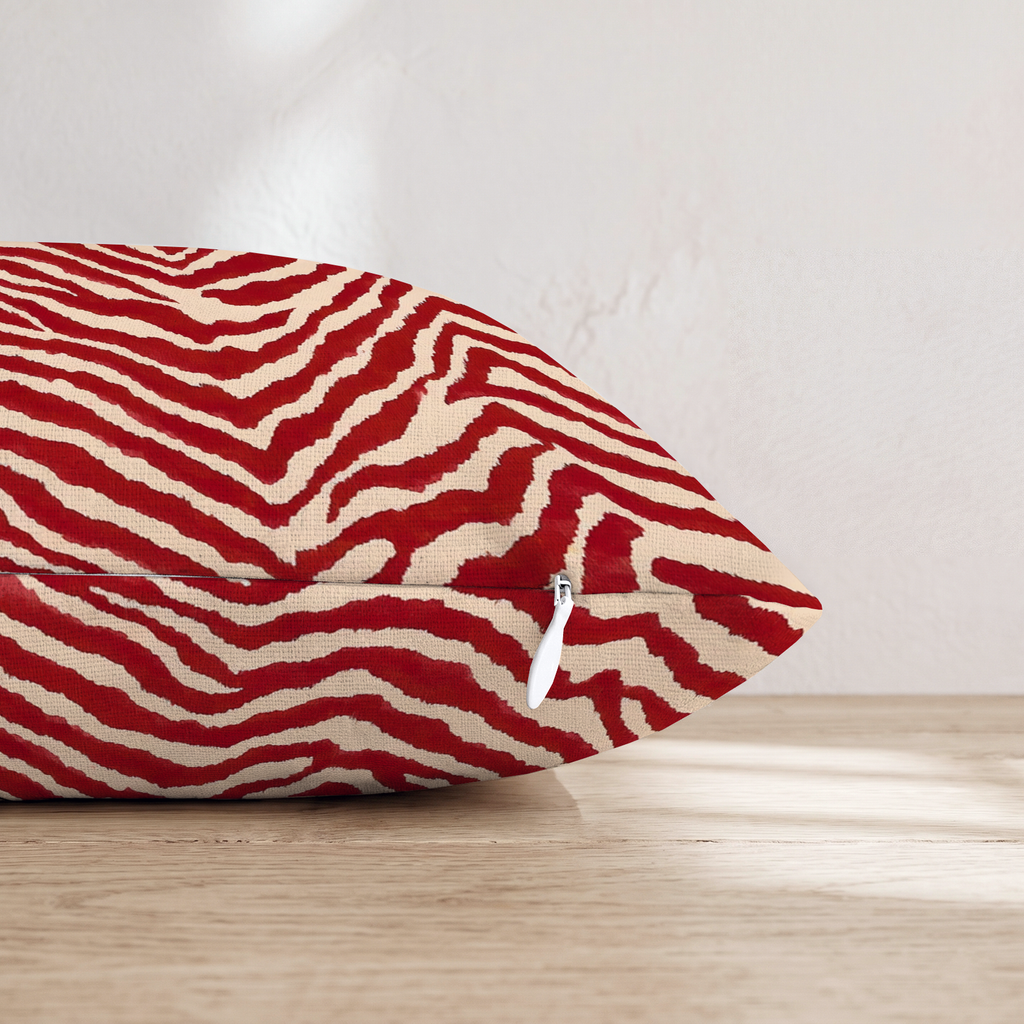HH804880 HH804880_pillow_edge_zipper.png