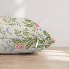 HH807709 HH807709_pillow_edge_zipper.png