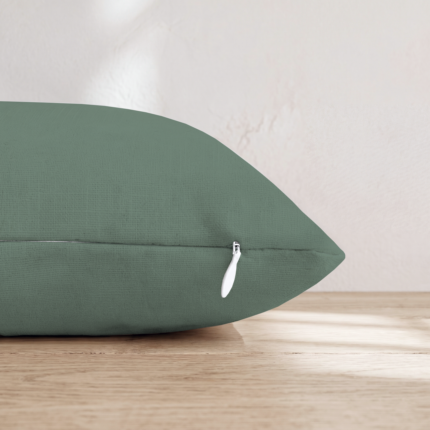 HH814759 HH814759_pillow_edge_zipper.png