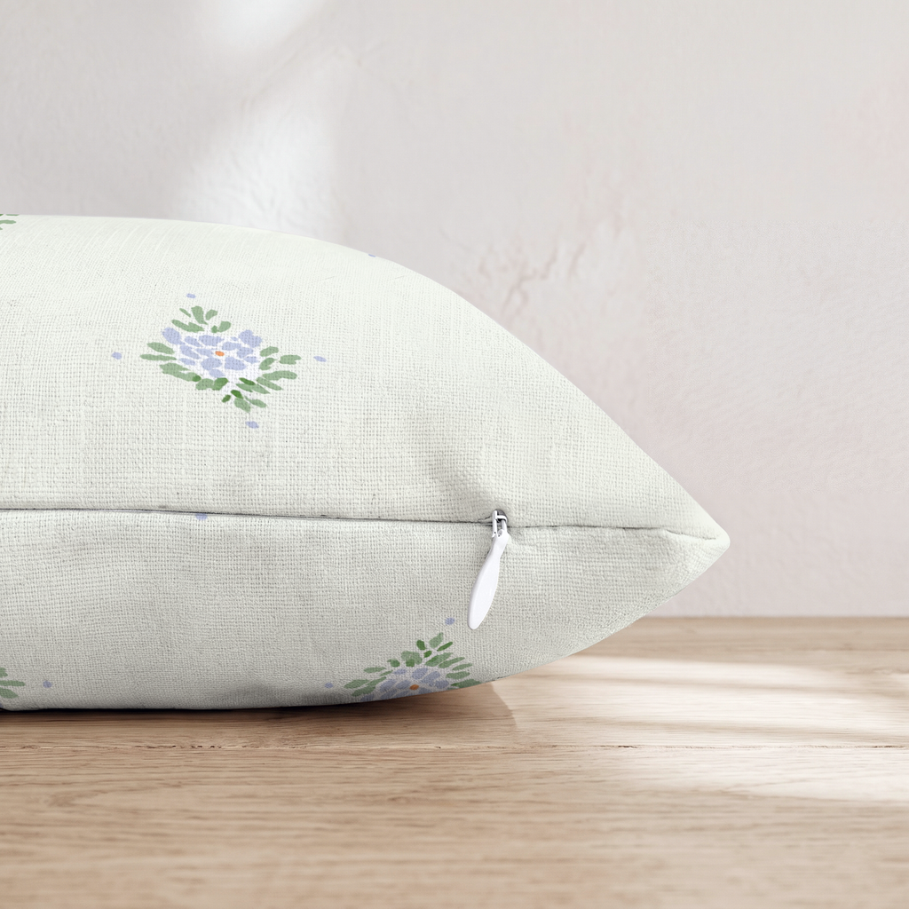 HH817254 HH817254_pillow_edge_zipper.png
