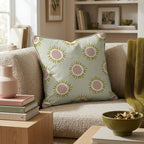 HH817812 HH817812_lifestyle1.jpg