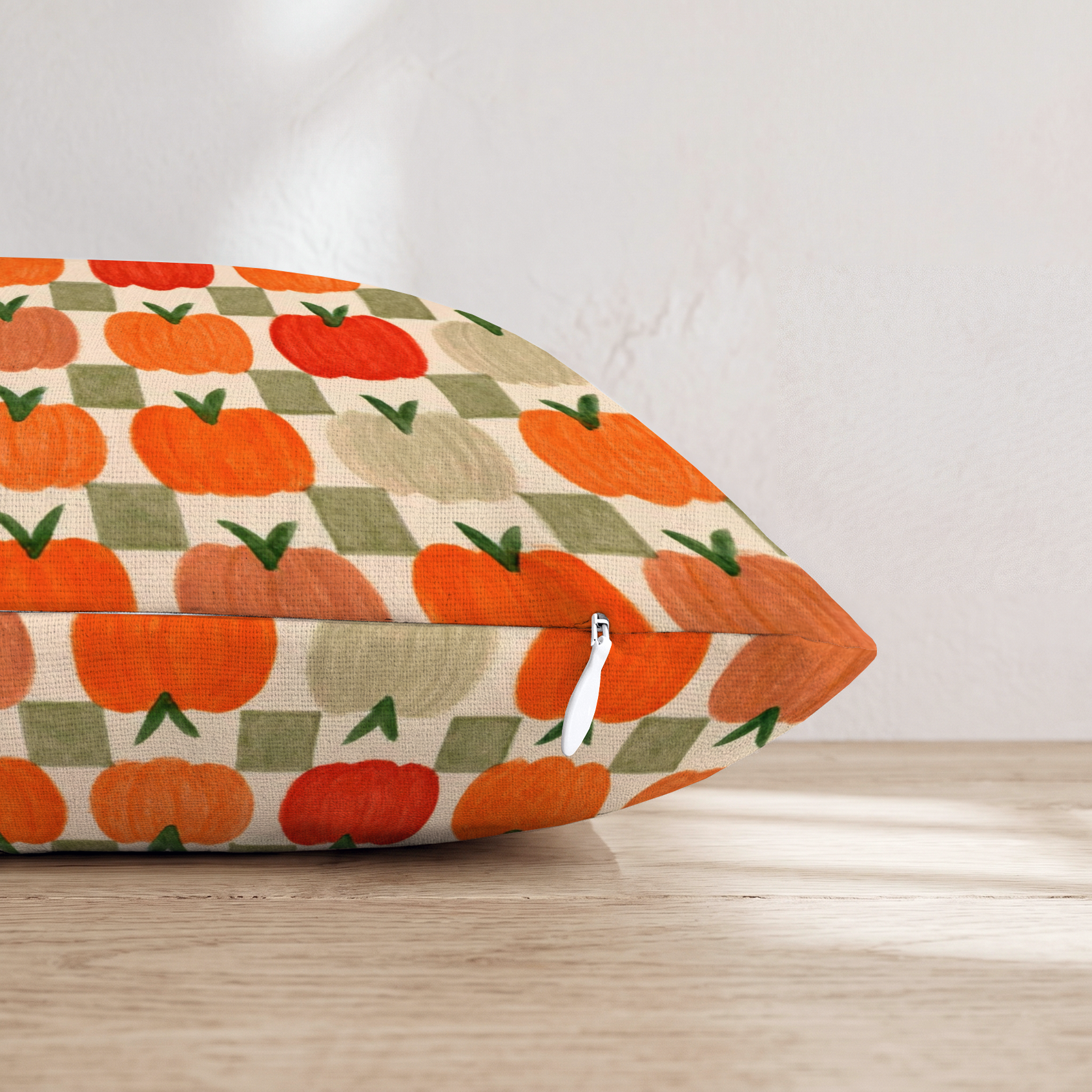 HH820691 HH820691_pillow_edge_zipper.png