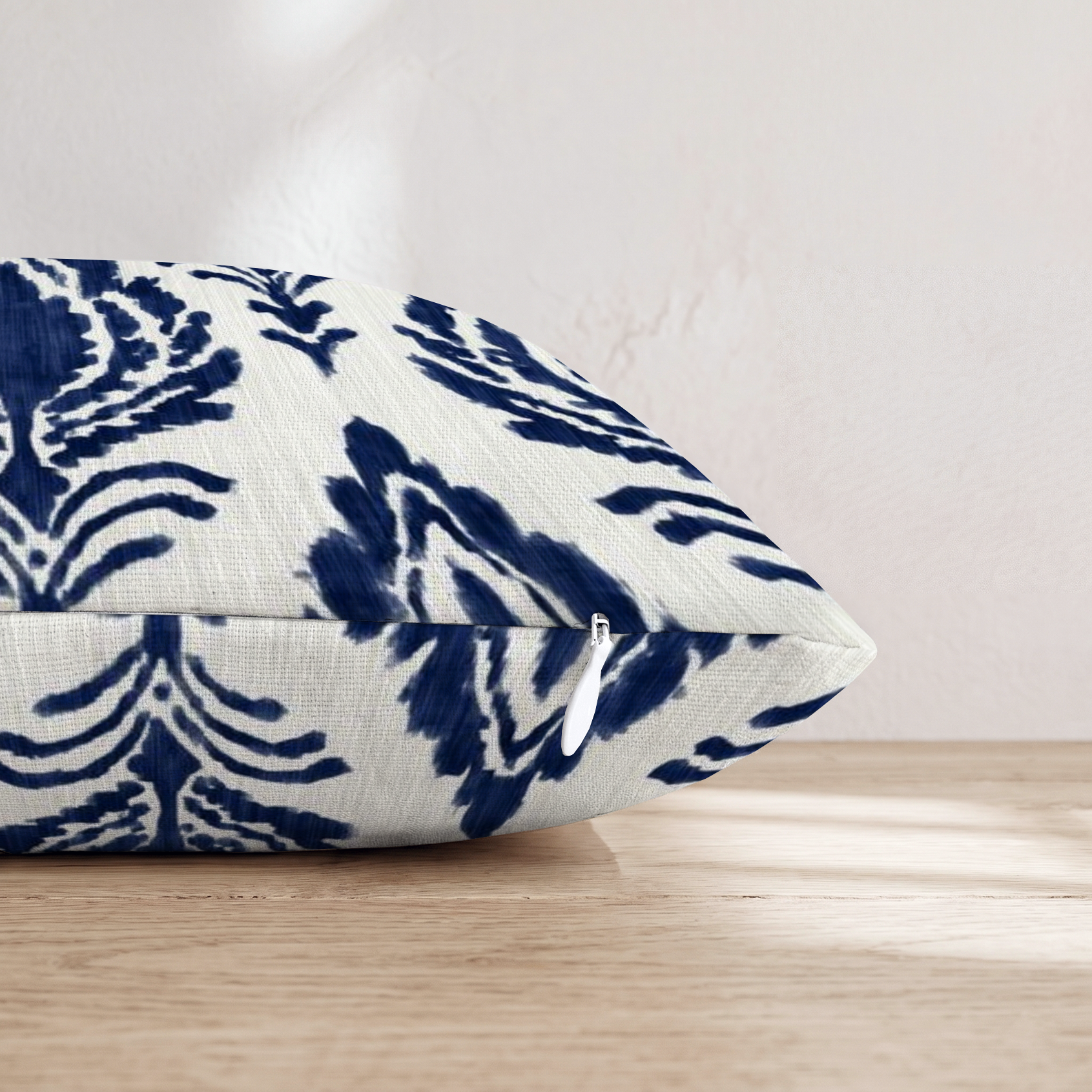 HH825024 HH825024_pillow_edge_zipper.png