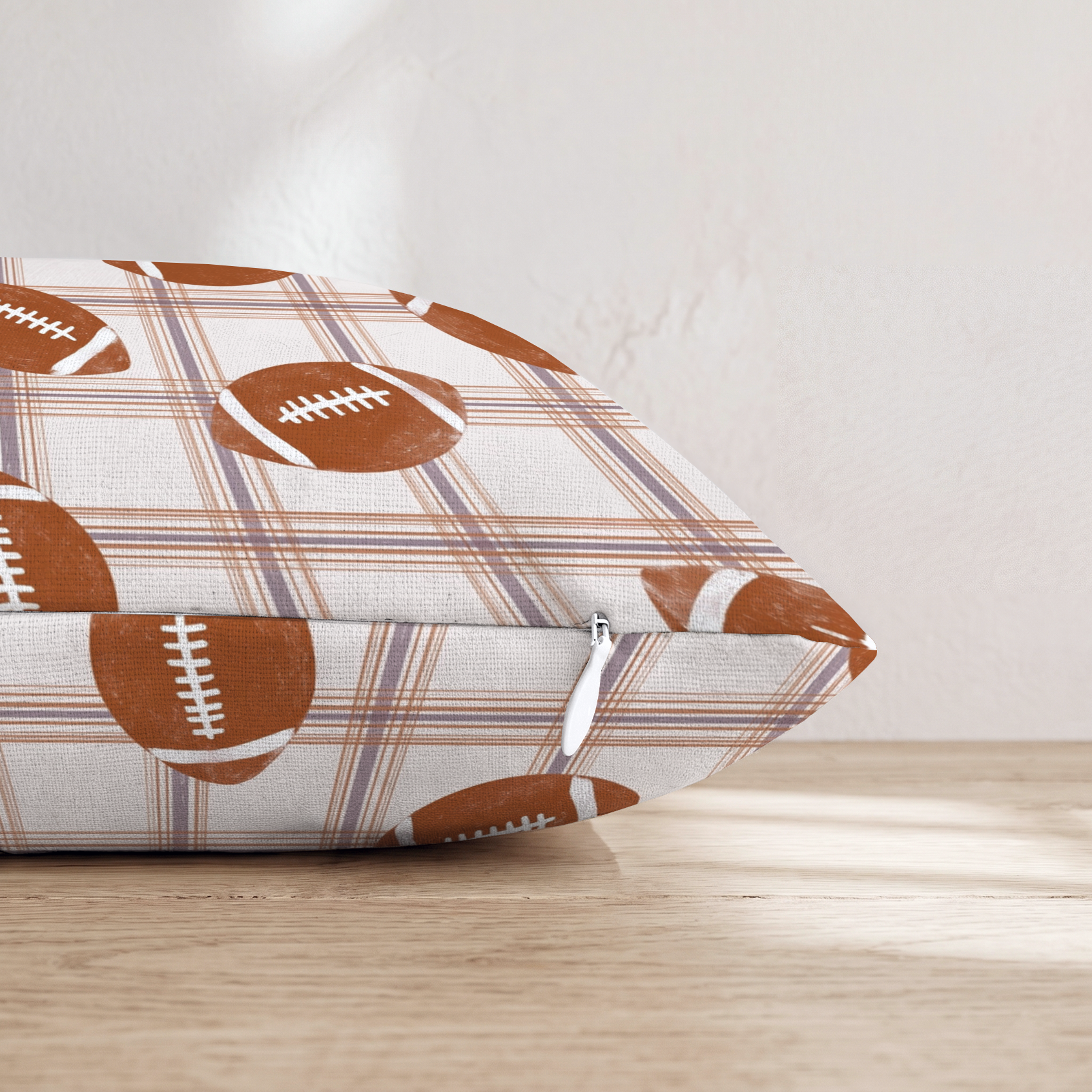 HH826165 HH826165_pillow_edge_zipper.png