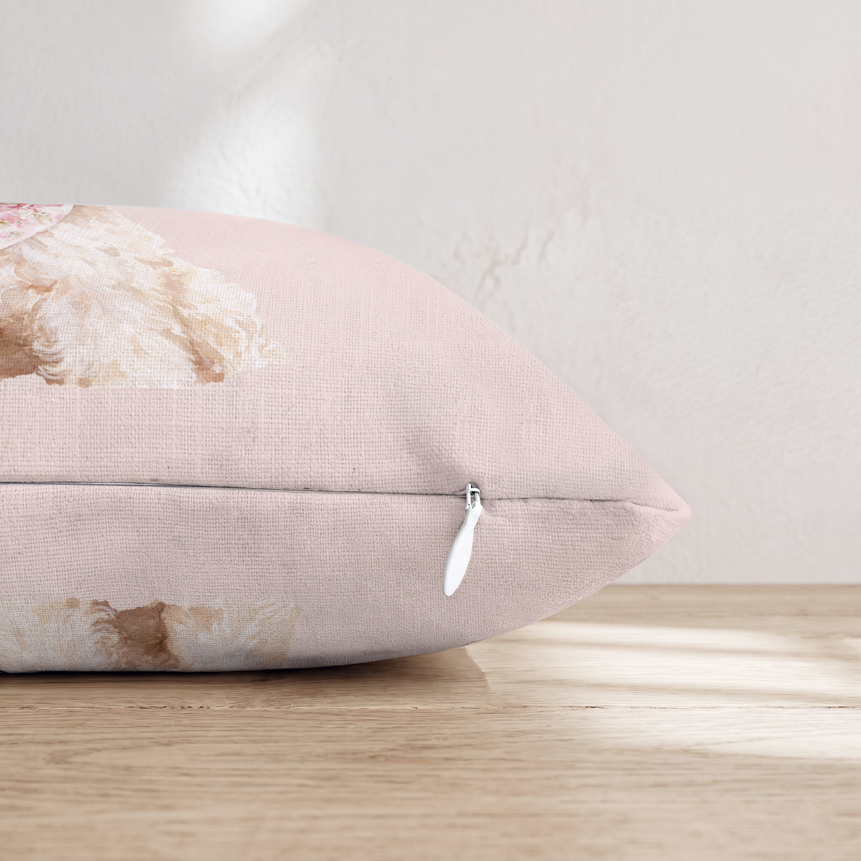 HH828667 HH828667_pillow_edge_zipper.png