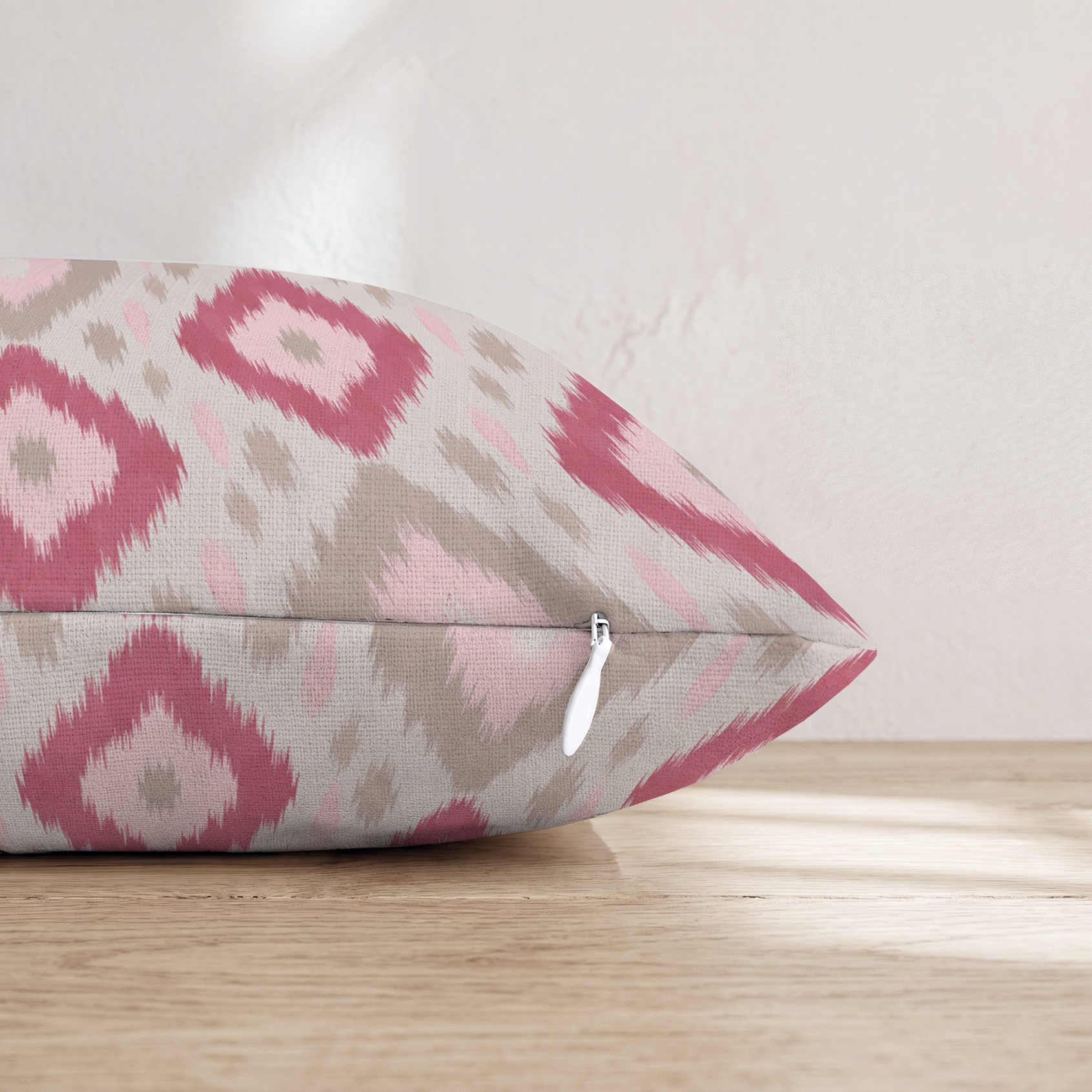 HH836713 HH836713_pillow_edge_zipper.png