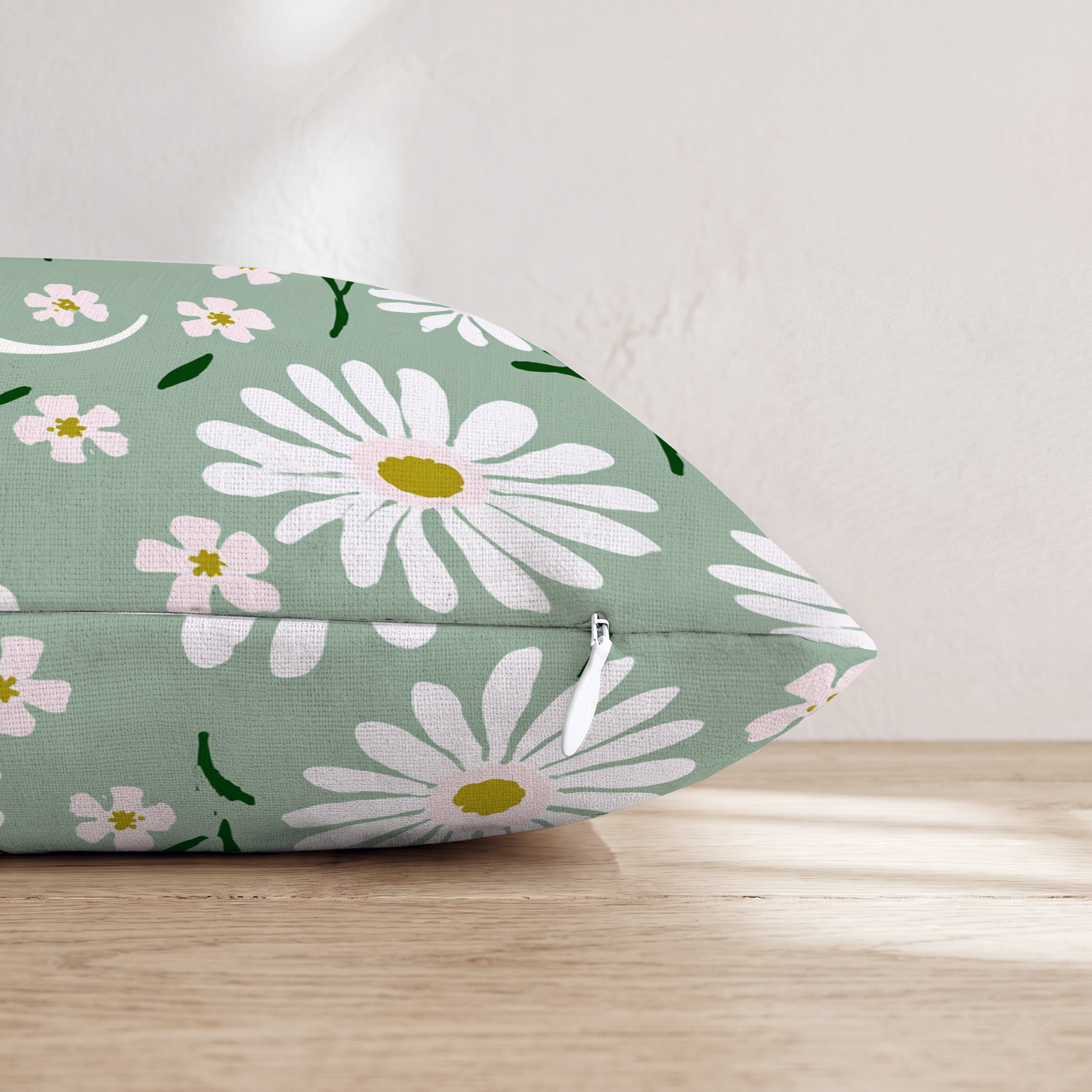 HH837772 HH837772_pillow_edge_zipper.png