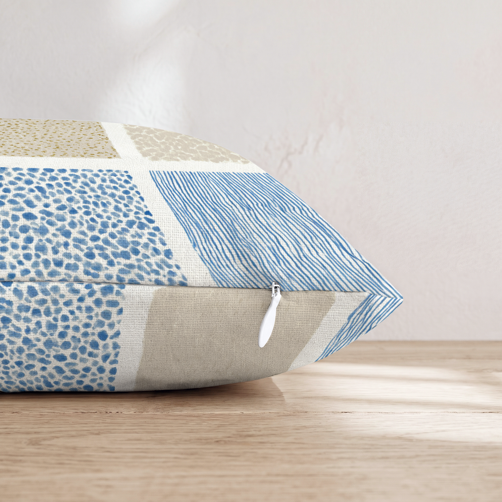 HH838264 HH838264_pillow_edge_zipper.png