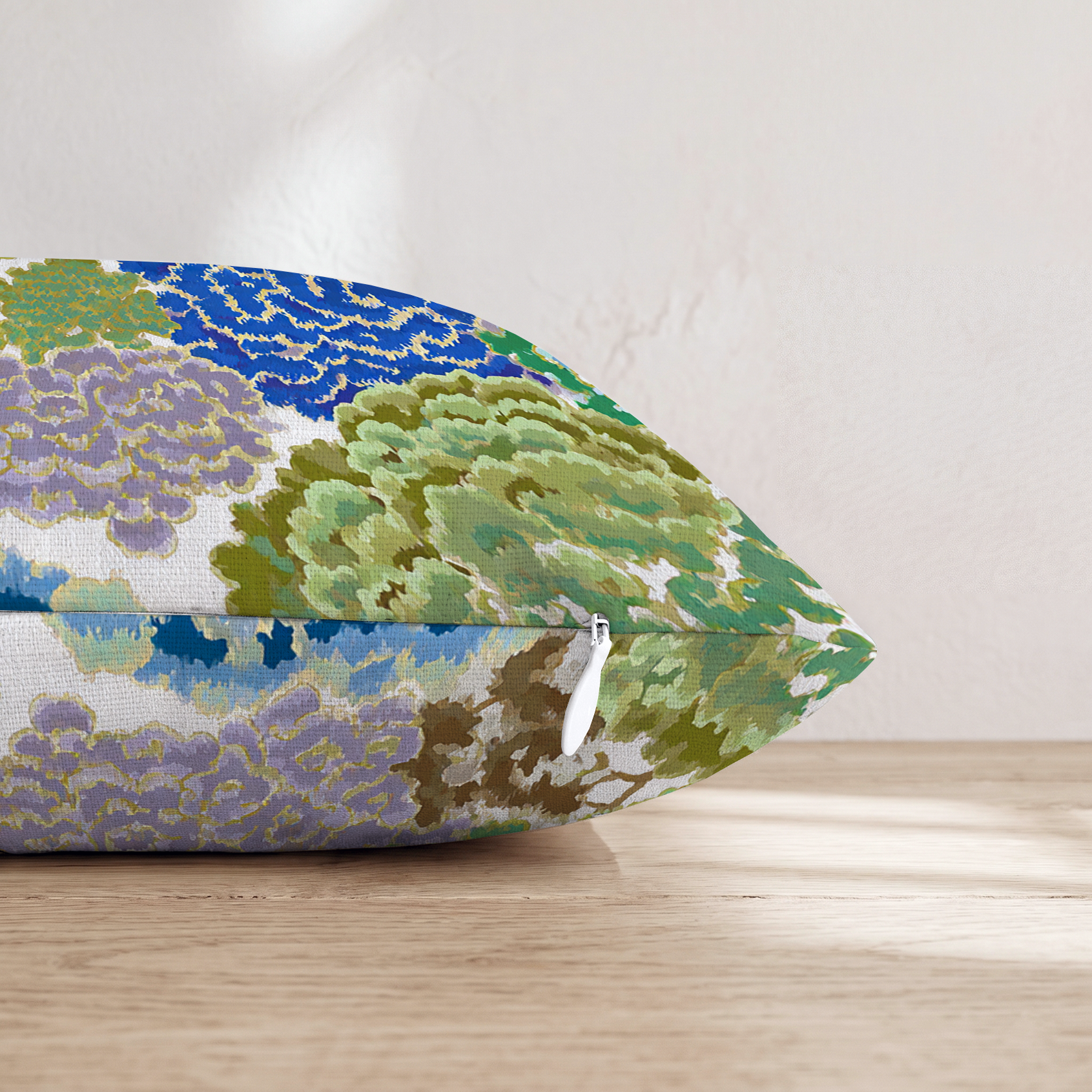 HH842428 HH842428_pillow_edge_zipper.png