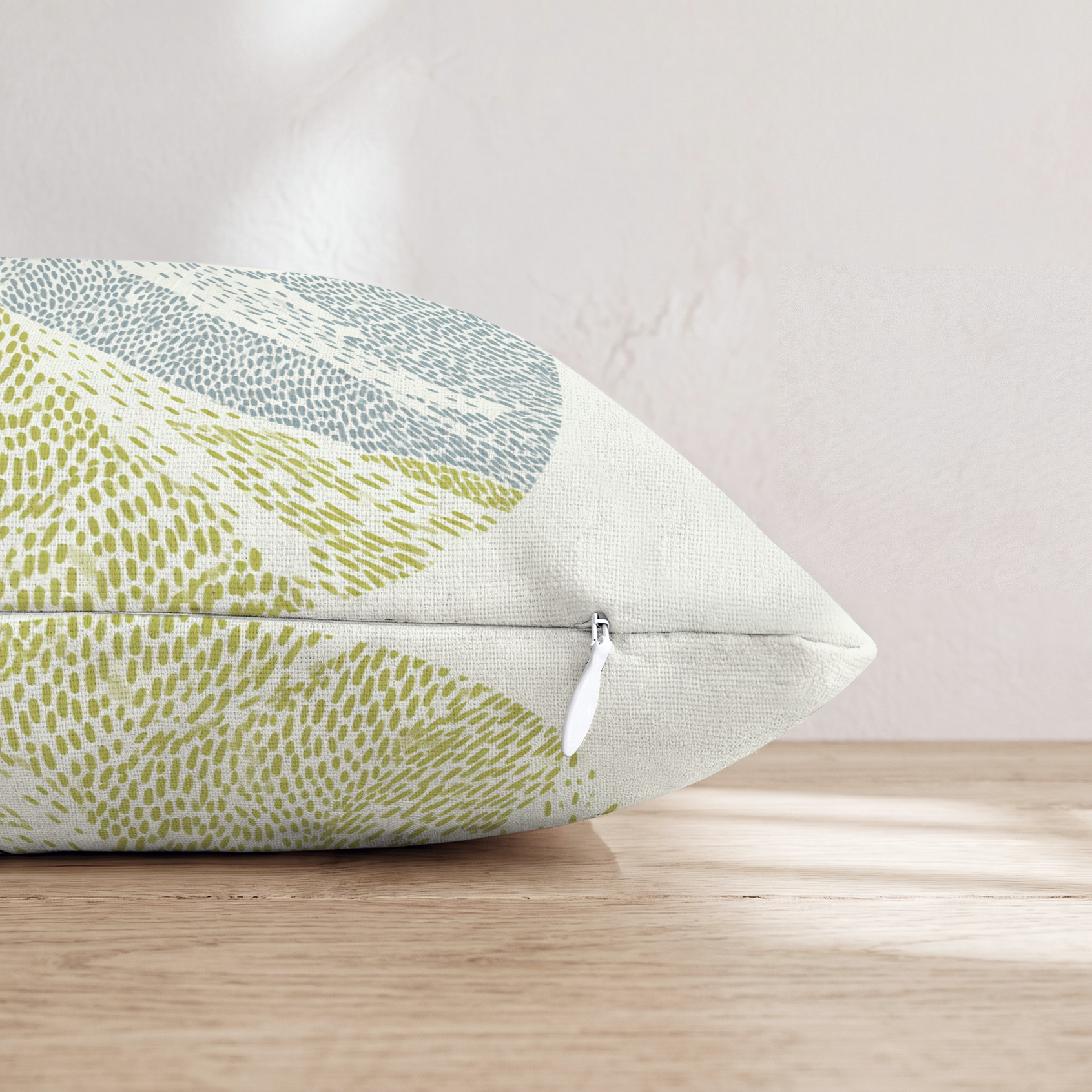 HH851949 HH851949_pillow_edge_zipper.png