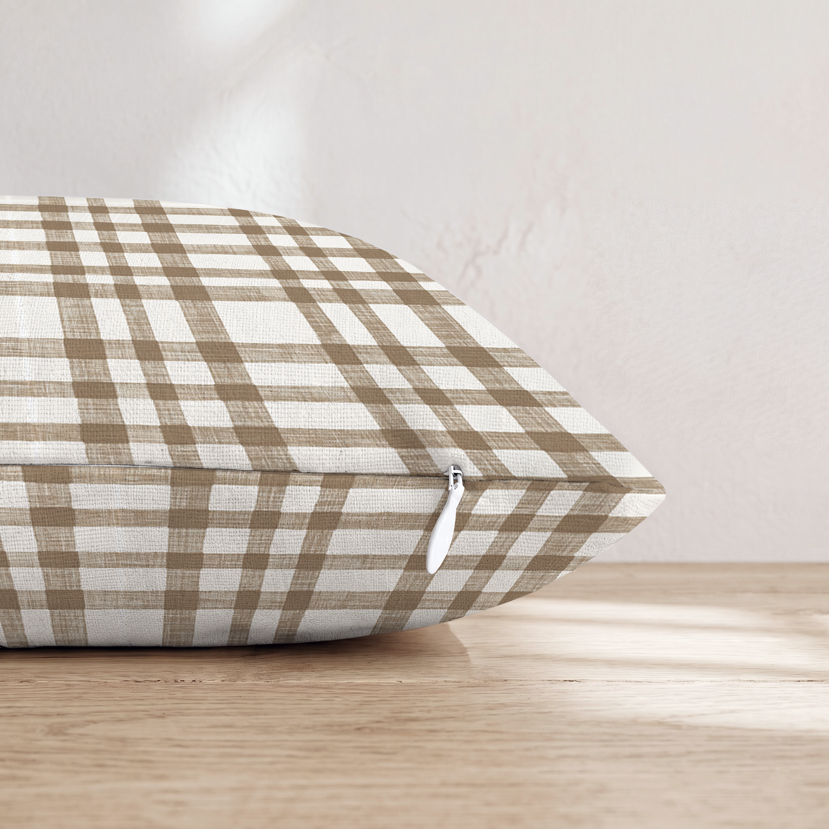 HH867302 HH867302_pillow_edge_zipper.png