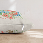 HH872254 HH872254_pillow_edge_zipper.png
