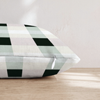 HH876157 HH876157_pillow_edge_zipper.png
