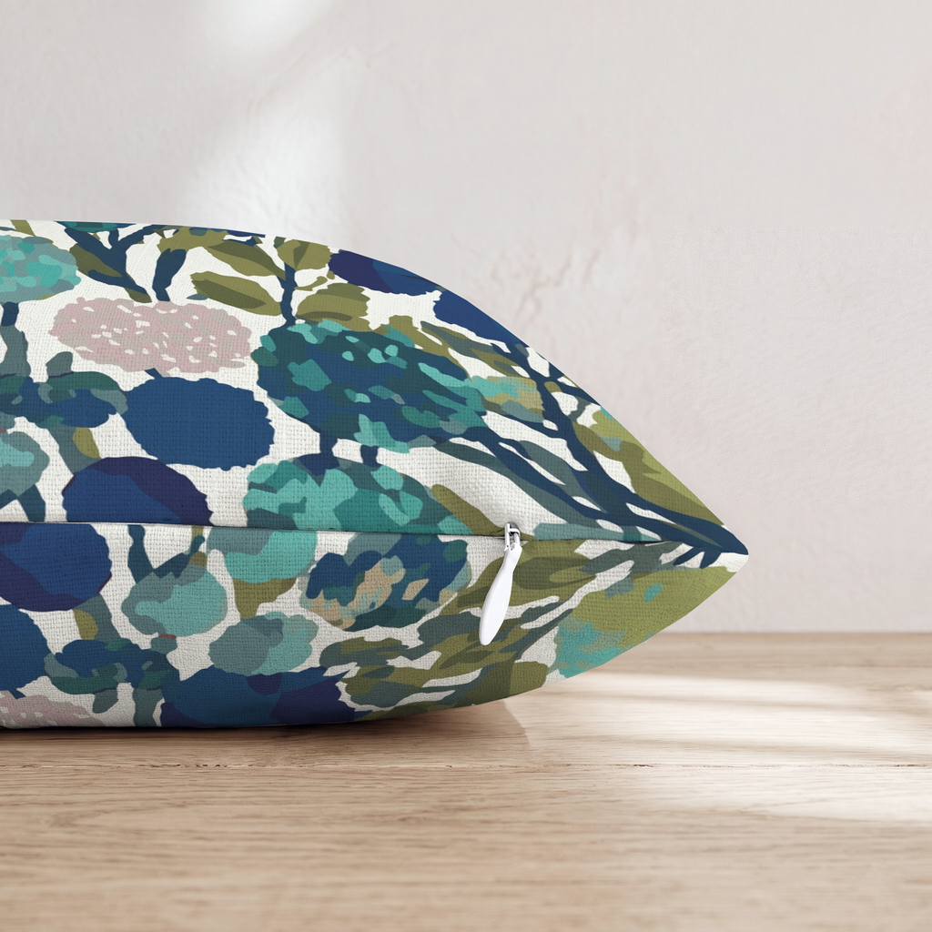 HH876821 HH876821_pillow_edge_zipper.png